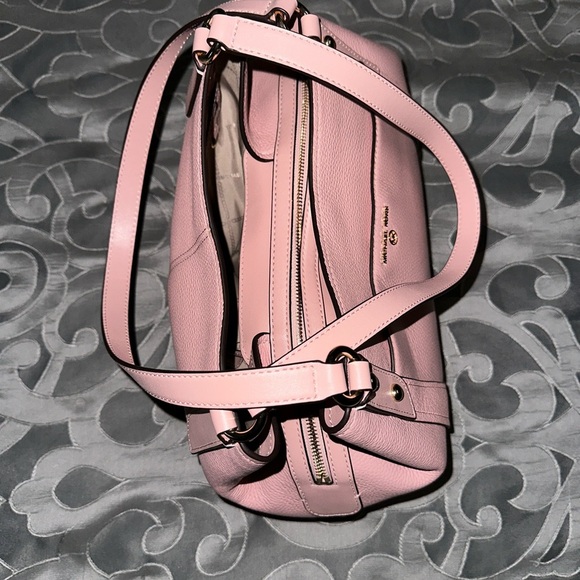 Michael Kors Molly Pink Shoulder Tote - Picture 5 of 12